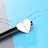 pendentif coeur brisé gravé